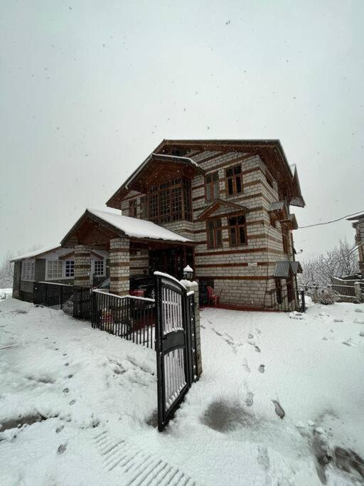 Aroma Taru Villa / Cottage ,Manali Bagian luar foto