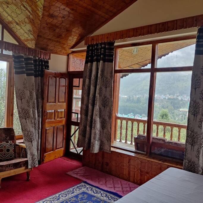 Aroma Taru Villa / Cottage ,Manali Bagian luar foto