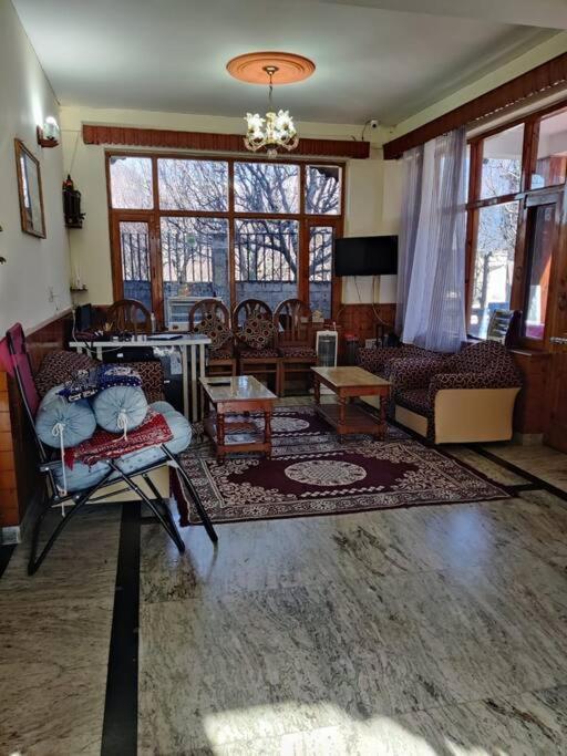 Aroma Taru Villa / Cottage ,Manali Bagian luar foto