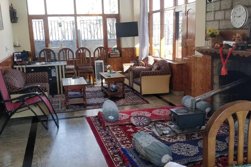 Aroma Taru Villa / Cottage ,Manali Bagian luar foto